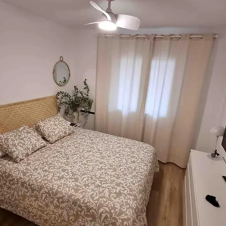 A 50m De La Playa En Guardamar Appartement *